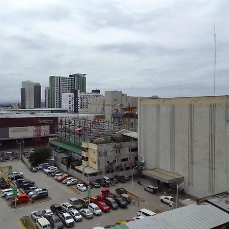 Mesaverte Residences T2-8H Cagayan de Oro Esterno foto